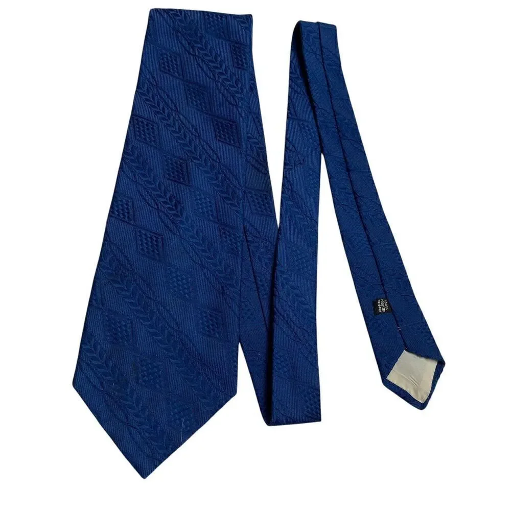 Vtg Sears The Mens Store Tie Necktie Wide Textured Polyester Blue Tone on Tone